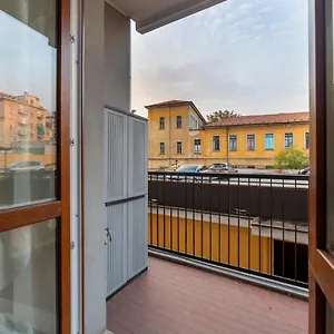 https://milano-cosy-apt-with-balcony.it-lombardy.com