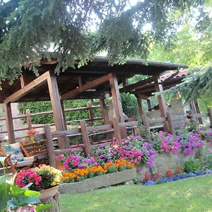 Flora Alloggio per agriturismo